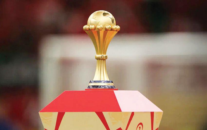 المال يغير حسابات كاف.. قرار مفاجئ يعيد كأس أمم أفريقيا لنظام العامين